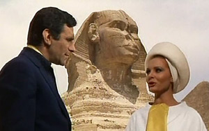 Alberto Lupo and Ingrid Schoeller in 008 Operation Exterminate